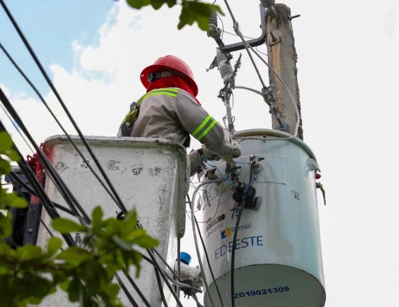 Más de 78 mil usuarios se quejan servicio de energía