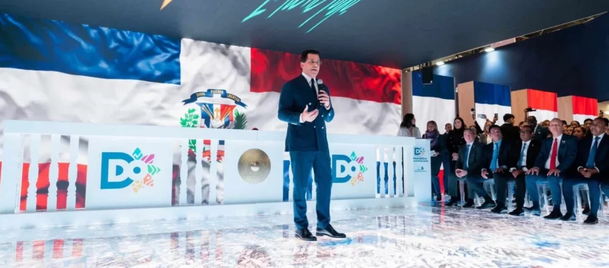 Ministro David Collado durante la inauguración de la Feria Internacional del Turismo. fuente externa