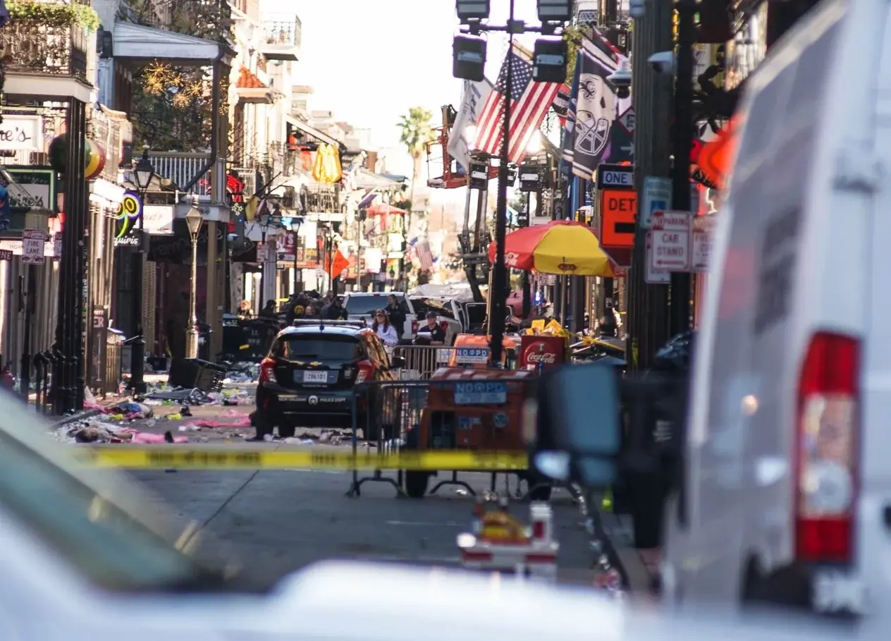 Diez mueren en atropello masivo intencional ocurrido en New Orleans