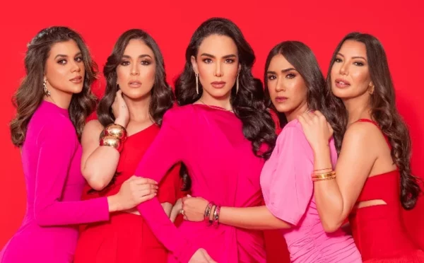 Elenco del program radial “Juego de damas”.