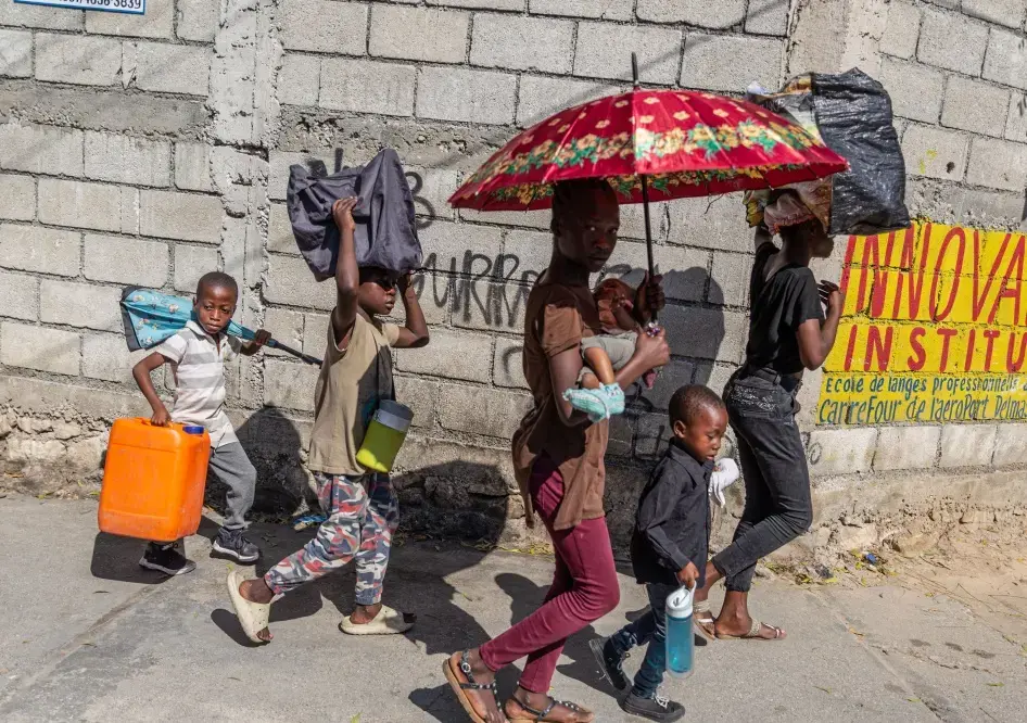 ONG alerta sobre el futuro de “una generación de niños criados en medio del caos” en Haití