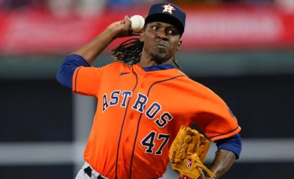 Rafael Montero busca ganarse un espacio en el cuerpo monticular de los Astros.