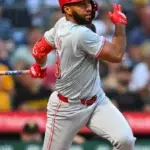 Amed Rosario firma con los Nacionales