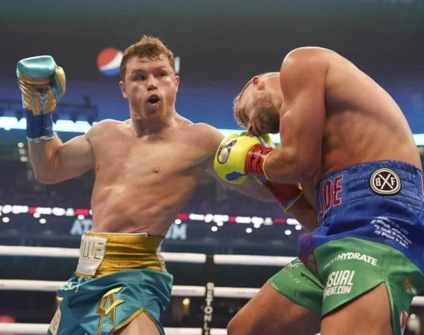 Canelo Álvarez podría enfrentar a Terence Crawford. ap