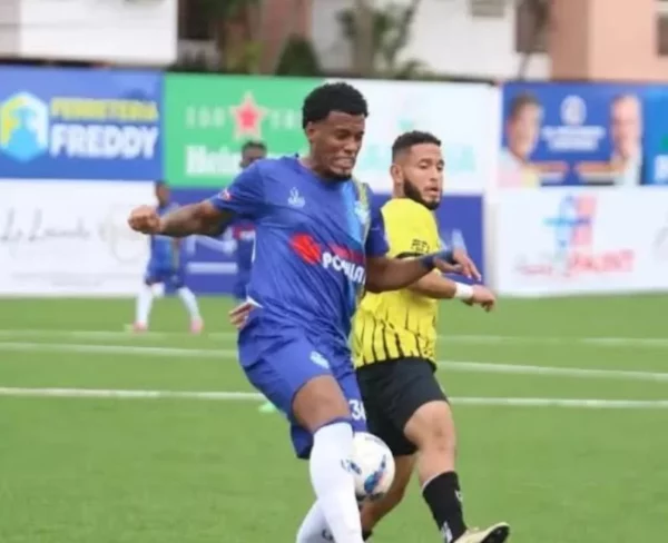 Jugadores del Atlántico FC  en acción la pasada campaña.