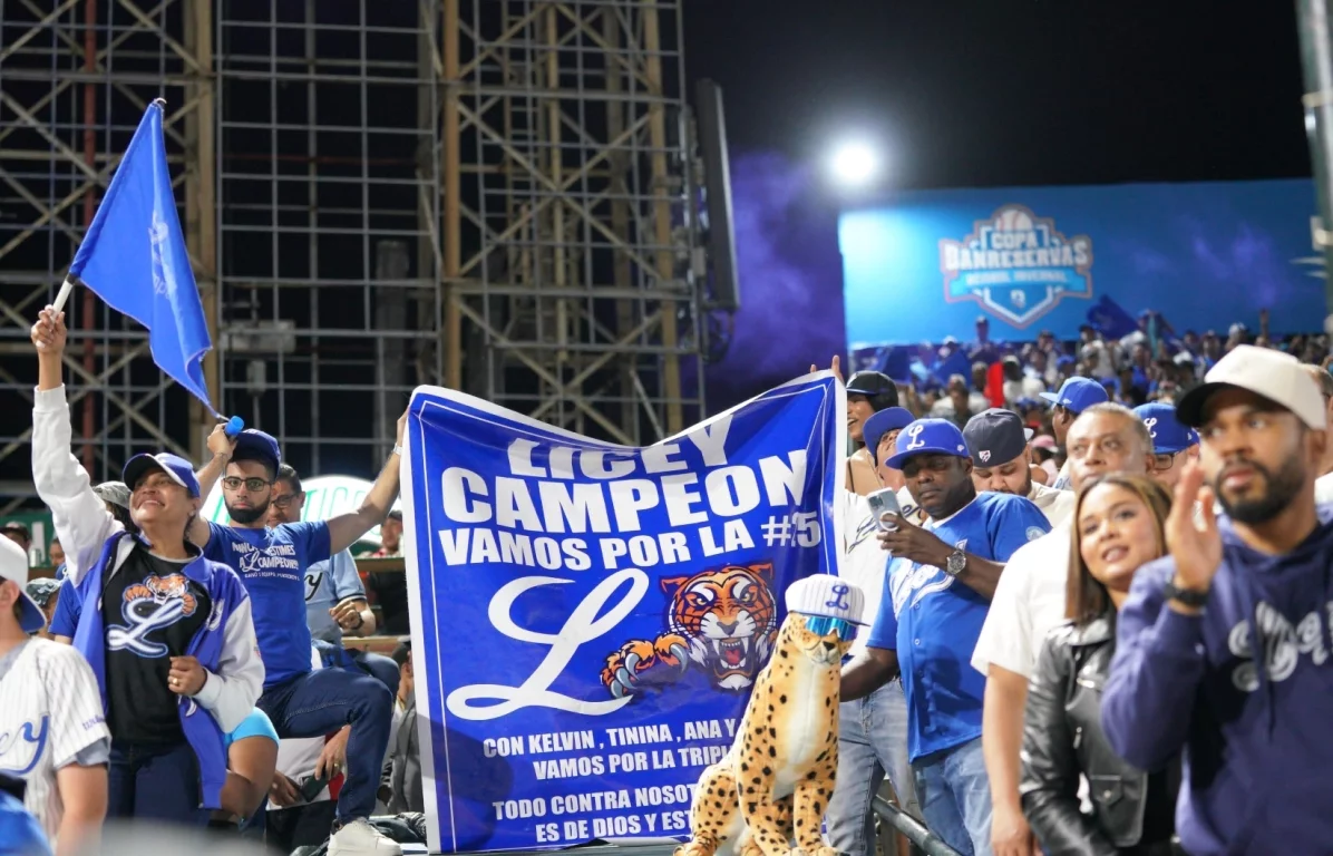 La pasión y emoción desbordaron el Estadio Quisqueya