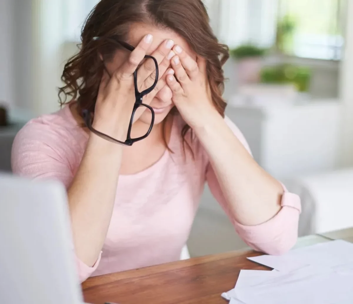 Se aconseja eliminar o minimizar el factor de estrés cuando sea posible.