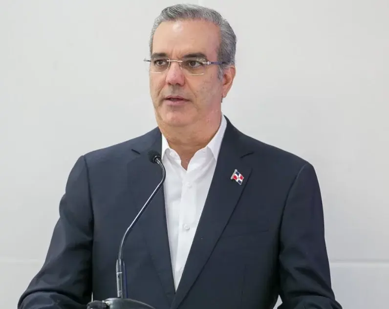 Luis Abinader inicia el 2025 con reducida agenda