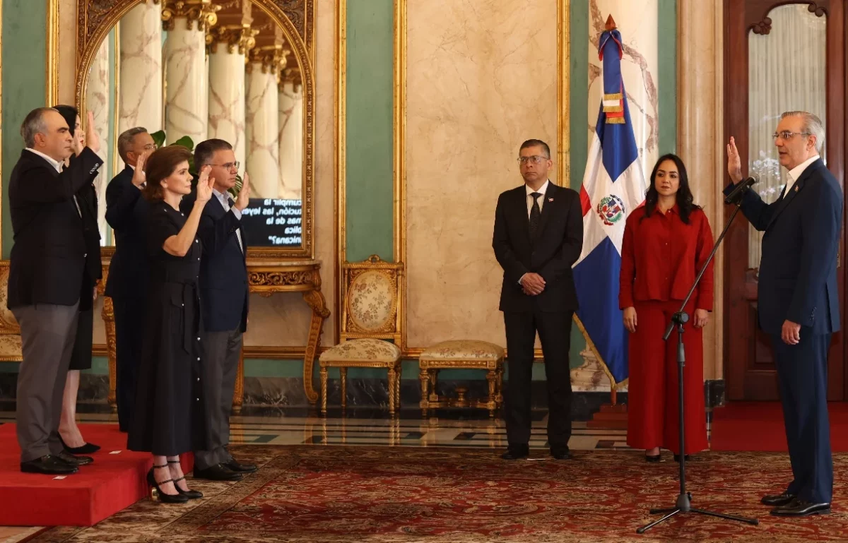 Los miembros del consejo fueron juramentados ayer en el salón Embajadores. Duany Núñez