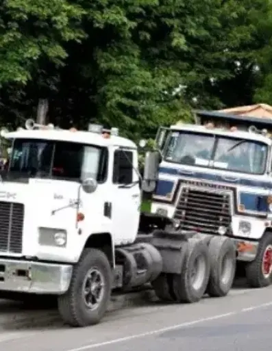 Camioneros vuelven protestar en Caucedo