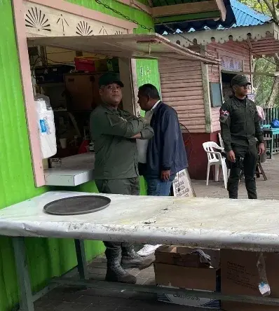 Medio Ambiente cierra pescadería