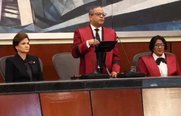 El presidnete del órgano en una audiencia por el aniversario de fundación del TC.