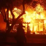 Los Ángeles declara el estado de emergencia por incendios sin control