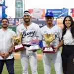 Alcántara y Rojas ganan Guante de Oro en premios “Los Dominicanos Primero”