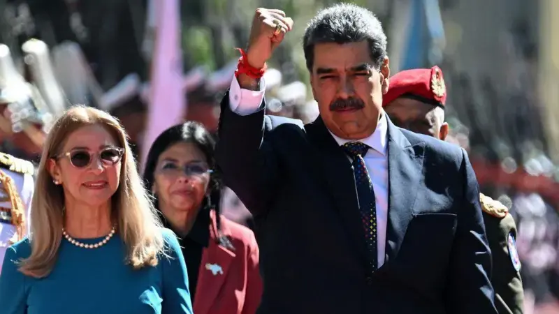 Nicolás Maduro se juramenta como presidente de Venezuela para un tercer mandato, pese a denuncias de fraude