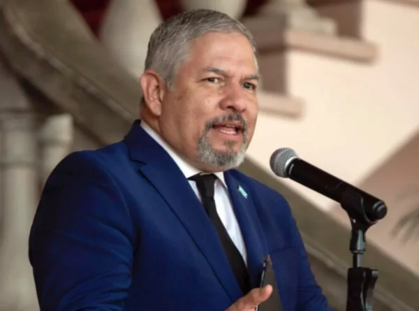 El canciller de Honduras, Eduardo Enrique Reina.