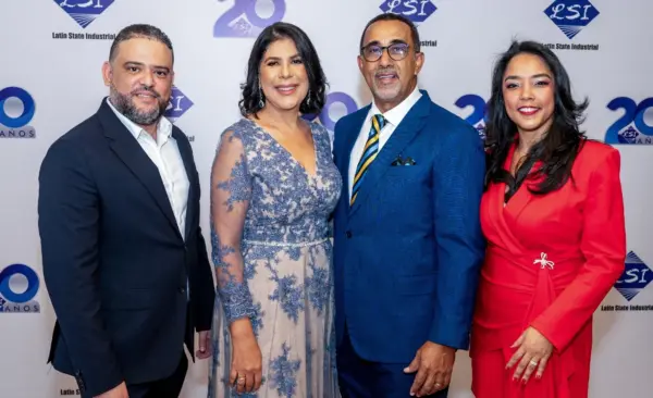 Juan Carlos Reyes, Jeannette Marte, Gabino Peguero y Griselidis Silvestre.