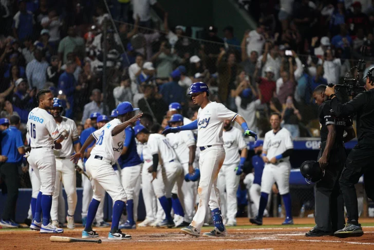 Licey reduce número mágico en uno y elimina a las Águilas del Round Robin