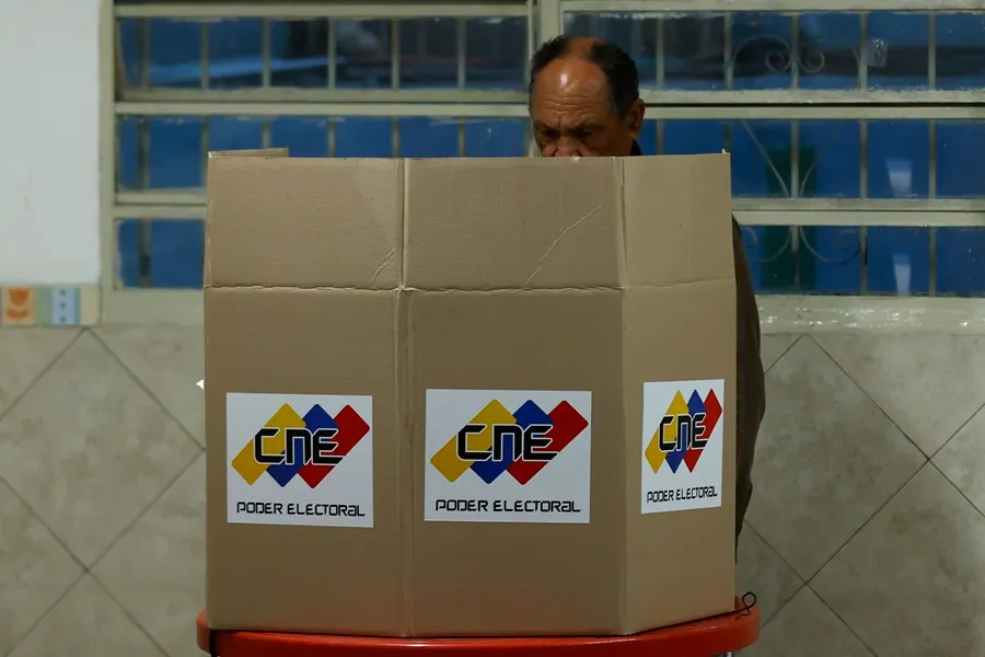 Venezuela celebrará elecciones legislativas y regionales el próximo 27 de abril