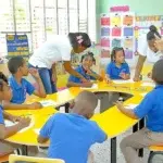 Educación contrata auxiliares para los profesores de preescolar