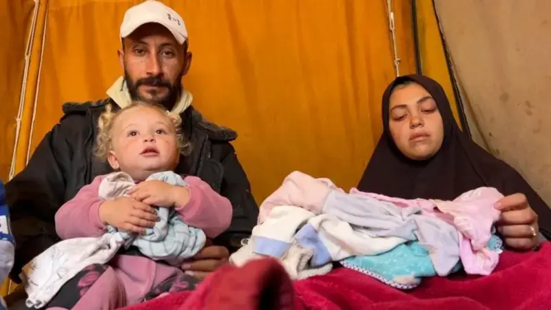 Bebés recién nacidos en Gaza están muriendo de frío en las carpas de familias desplazadas