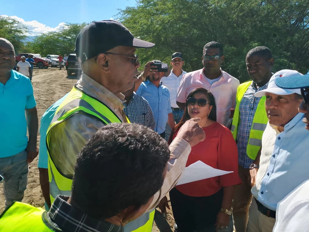 Las autoridades garantizaron que las obras serán beneficios para los residentes en la provincia en Independencia. Fuente externa