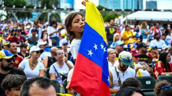 Alrededor de300 mil venezolanos perderán la protección especial para permanecer en Estados Unidos. Fuente externa