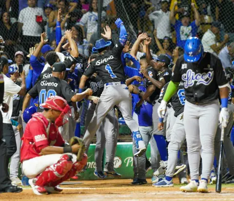 Escogido y Licey reeditan la final de ‘Eternos Rivales’