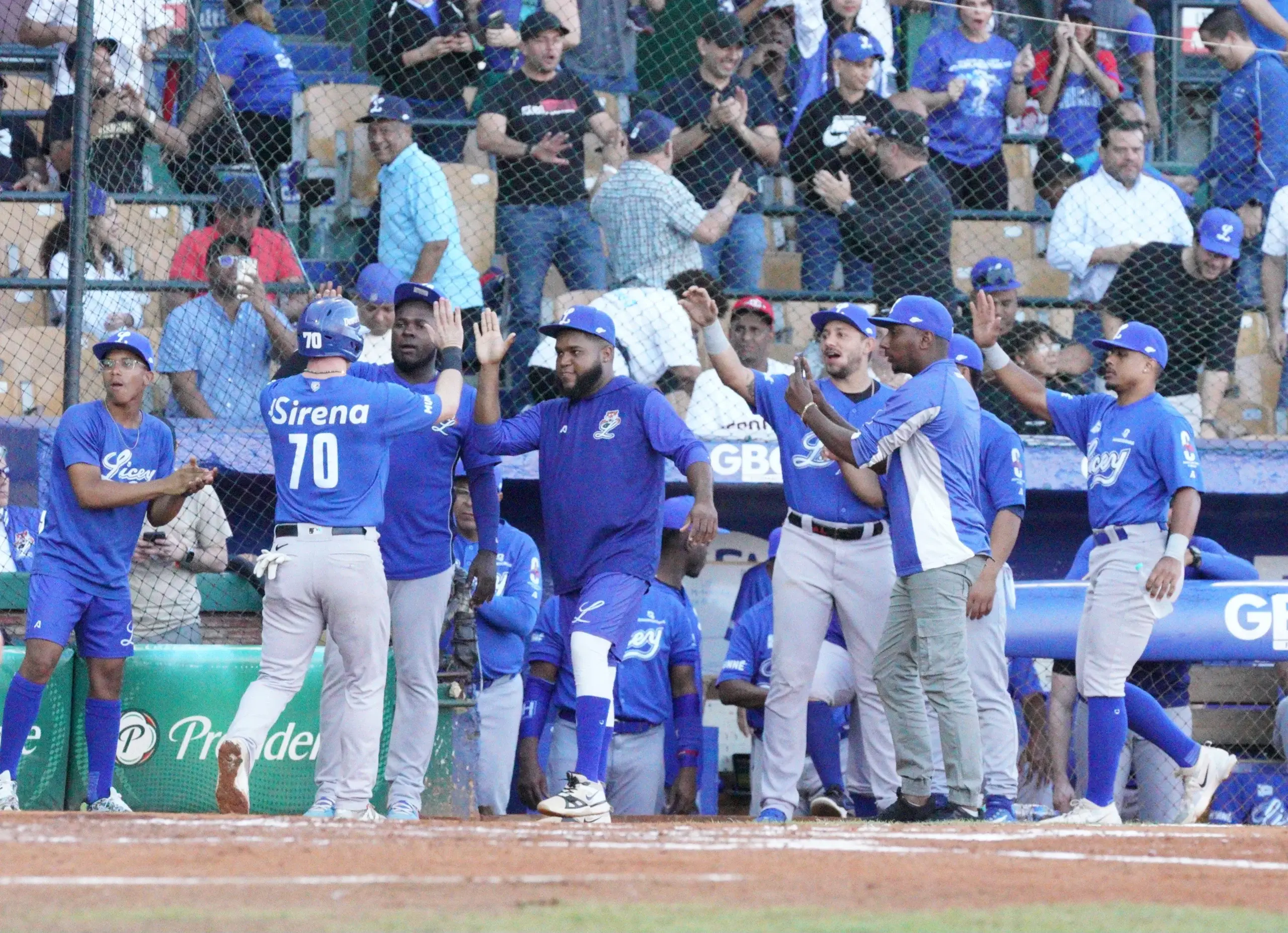 Licey doblega al Escogido para mantenerse en la cima del Todos contra Todos