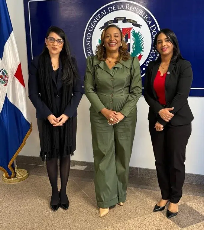 Irene Morillo en Consulado Dominicano en Houston