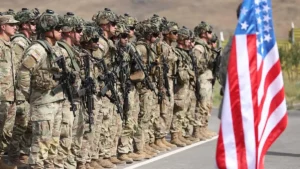 EE.UU. inicia el despliegue de 1.500 militares a la frontera con México
