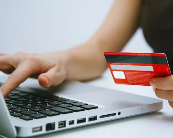 Las transacciones bancarias siguen aumentando.