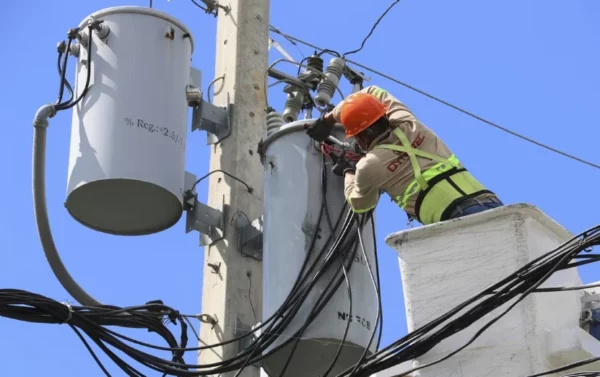El país cuenta con 5,764 megavatios conectados al sistema.