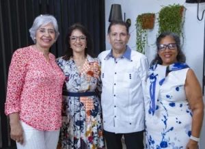 Danny de Toribio, Cristina Toribio, Luis Félix Toribio y Evelyn Toribio.