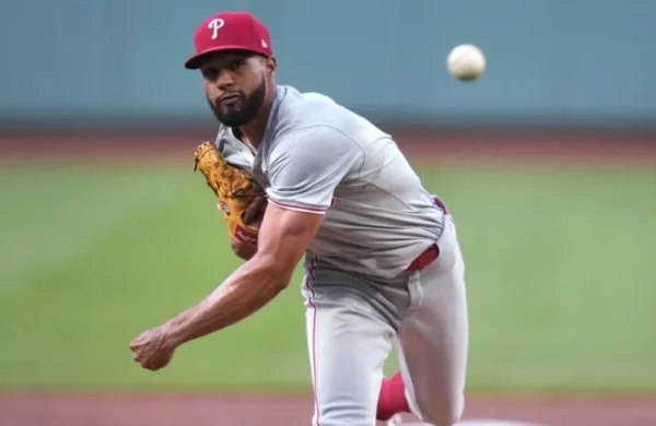 Cristopher Sánchez emerge como un gran lanzador zurdo.