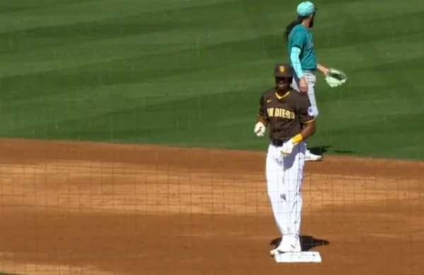 Óscar González está buscando recuperarse en San Diego.  AP