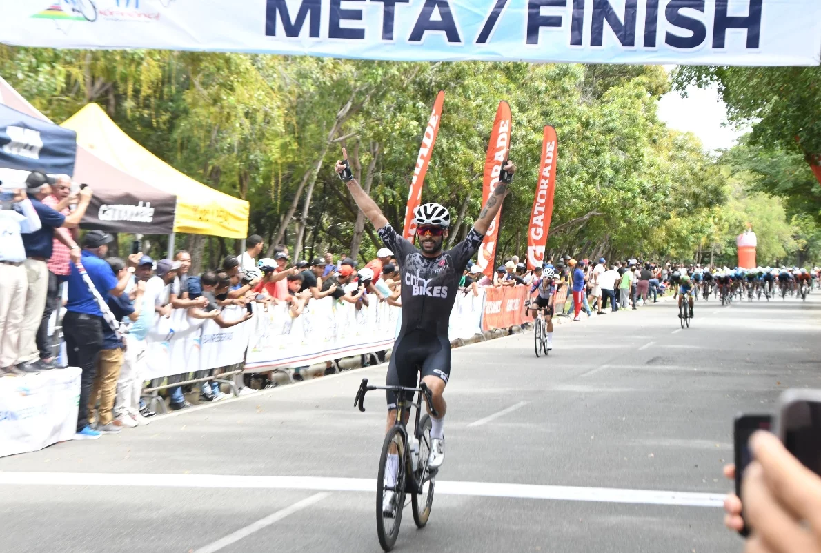 Rubén Campanioni gana 4ta. etapa vuelta ciclismo