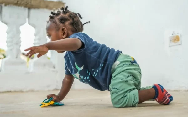 Ampliará  su alcance con la   iniciativa Pisos para Jugar.