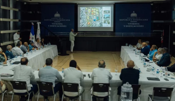 Presentación de propuesta del Ministerio de Vivienda y Edificaciones (MIVED).