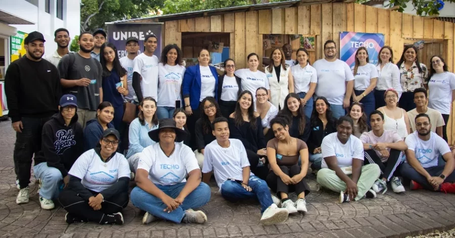 Los jóvenes que forman parte de la nueva campaña.