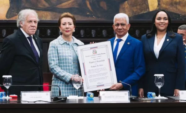 Luis Almagro, Melba Segura de Grullón, Ricardo de los Santos y Dharuelly D’Aza.