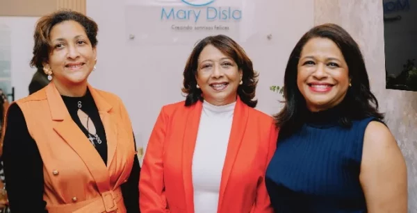 Francis Disla, Mary Disla y Paula Disla.