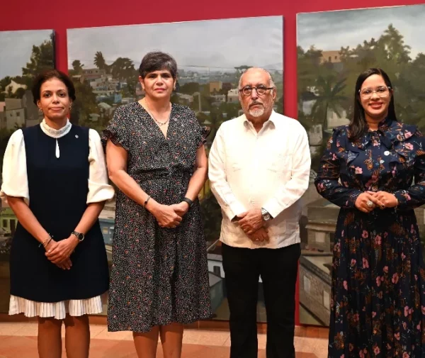 Julissa Pichardo, Tamara Mera, Luis Felipe Rodríguez y Diana Frías.