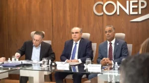 CONEP respalda medidas para fortalecer sector eléctrico