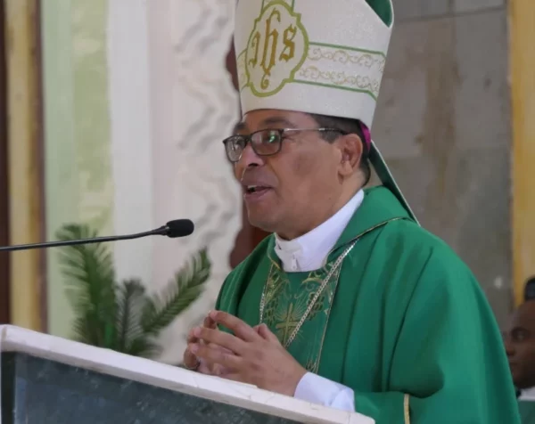 Monseñor  Alejo Concepción pide  solución al Gobierno.