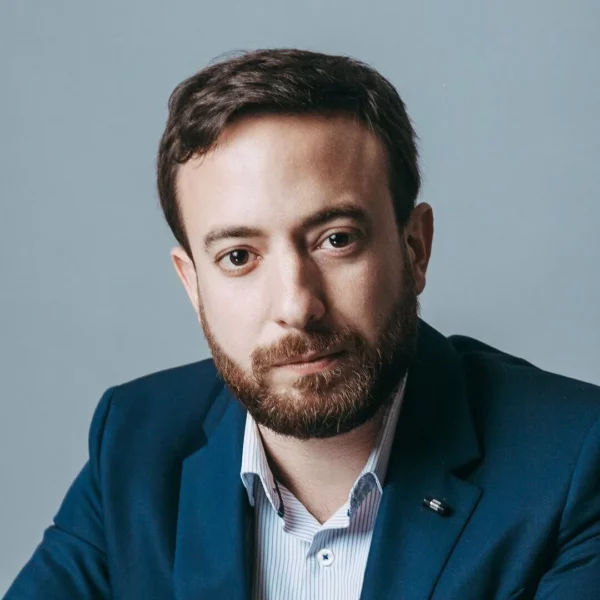 ¡Pica y se extiende! Escándalo de $Libra en Argentina salpica a Agustín Laje