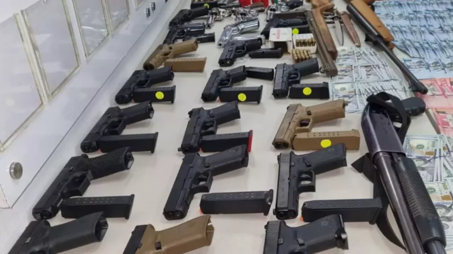 EEUU acusa a 22 pandilleros de los Trinitarios vinculados a 6 asesinatos en Massachusetts EEUU acusa a 22 pandilleros de los Trinitarios vinculados a 6 asesinatos en Massachusetts