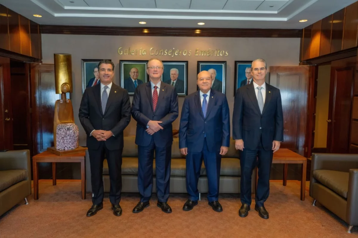 BPD_001 Señores Christopher Paniagua, Manuel A. Grullón, Manuel E. Jiménez F. y René Grullón F. (1)