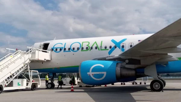 Cuba recibe 104 migrantes deportados desde EEUU; los primeros bajo administración de Trump