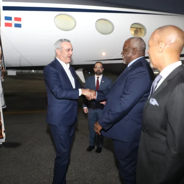 Abinader llega a Guyana donde hablará en Conferencia Internacional sobre Energía